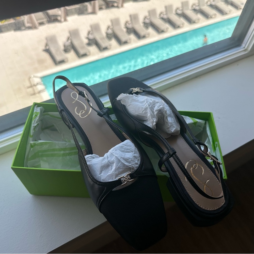 Sam Edelman Kara Black Flats - Picture 7 of 8
